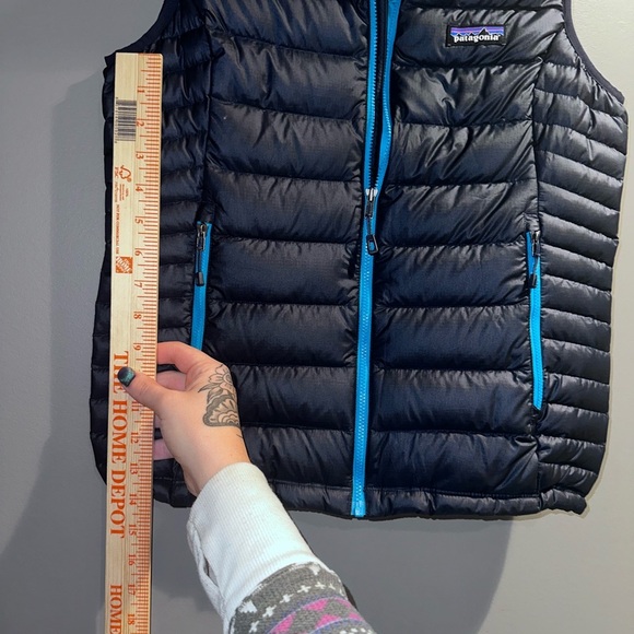 Patagonia Women’s Down Puffer Vest Navy & Turquoise Zip Front Size Small - Picture 6 of 9